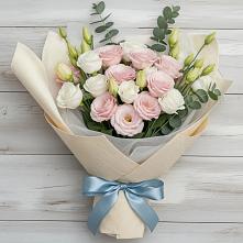 Букет цветов из:  Лизиантусы в Уссурийске