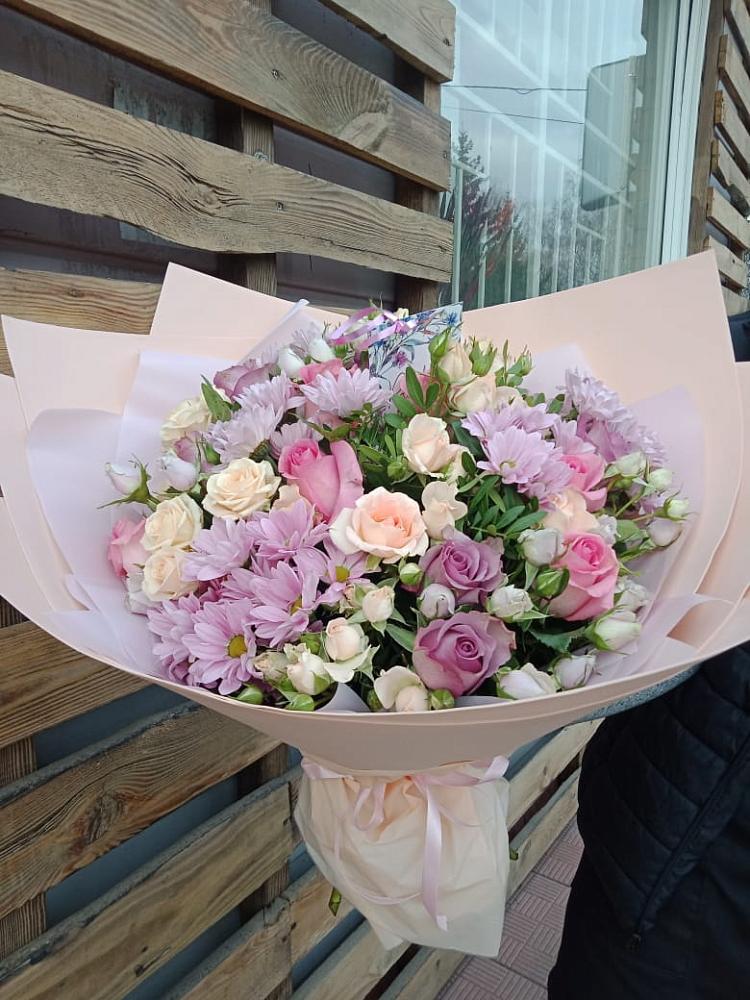 Букет цветов из: Розы и Хризантемы в Уссурийске