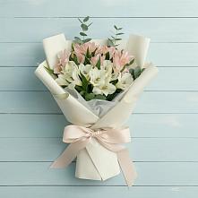 Букет цветов из:  Альстромерии в Уссурийске