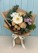 Букет цветов из:  Герберы и Хризантемы в Уссурийске