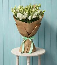 Букет цветов из:  Лизиантусы в Уссурийске