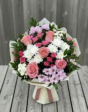 Букет цветов из:  Альстромерии, Гвоздики, Розы и Хризантемы в Уссурийске