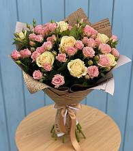Букет цветов из:  Розы #REPLACE_PRED# Уссурийске