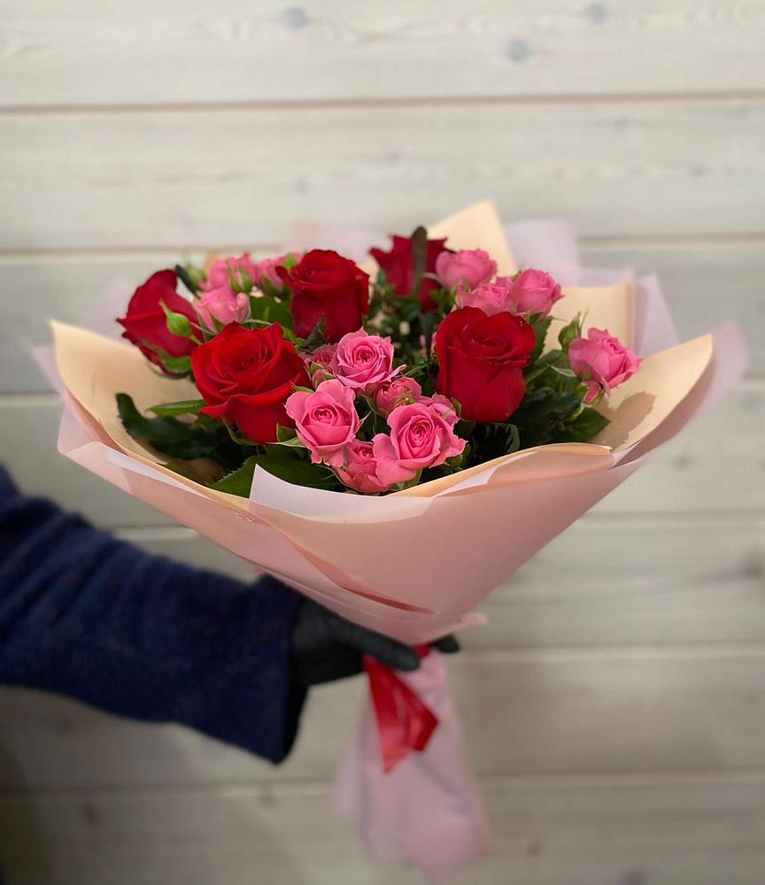 Букет цветов из: Розы в Уссурийске